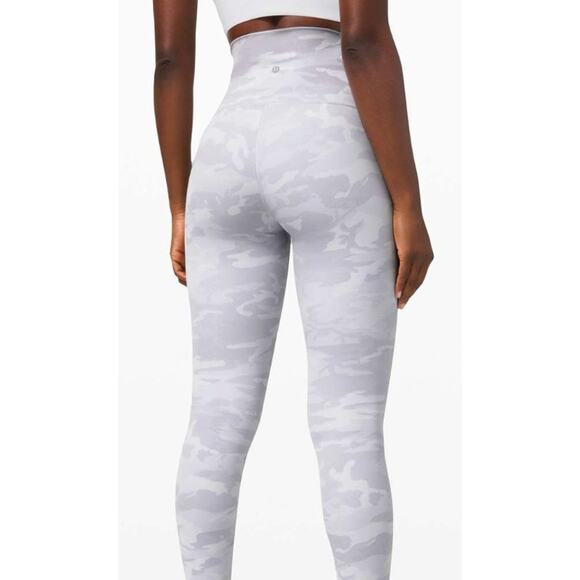 Lululemon Pants - Lululemon Wunder Under Legging Size 6 /25" Incognito Camo Alpine White Starlight